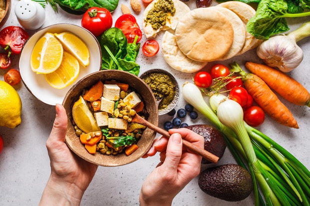 Sau 2 năm ăn chay, cô gái Mỹ từng mắc bệnh bạch biến dần lấy lại được làn da mịn màng không tì vết - Ảnh 8. Sau 2 năm ăn chay, cô gái Mỹ từng mắc bệnh bạch biến dần lấy lại được làn da mịn màng không tì vết - Ảnh 8.