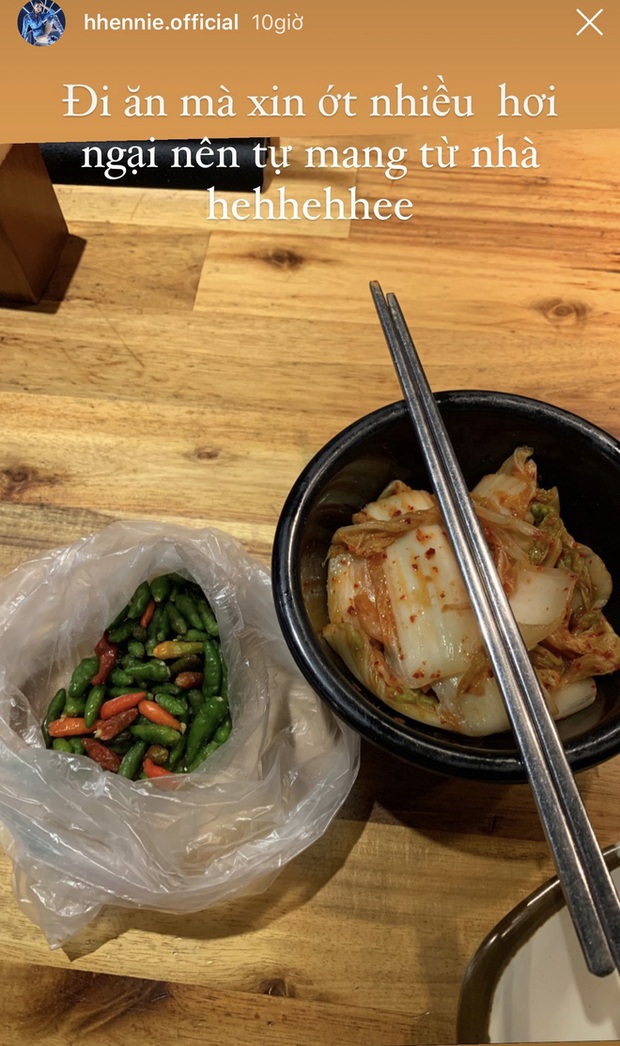 Dân tình phát hiện Ngọc Trinh có một người em chung nết ăn uống trong showbiz, nhiều điểm trùng hợp đến không ngờ - Ảnh 6.