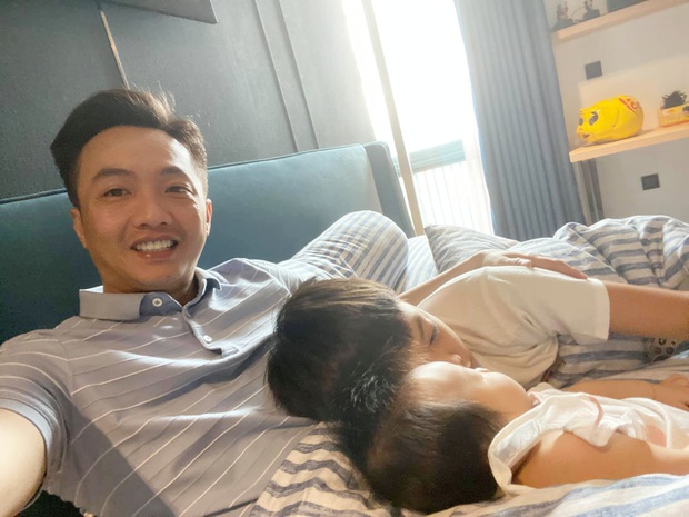 Cường Đô La khoe khoảnh khắc hạnh phúc bên 2 nhóc tỳ, nhìn là biết tình cảm của Subeo và em gái như thế nào! - Ảnh 2.