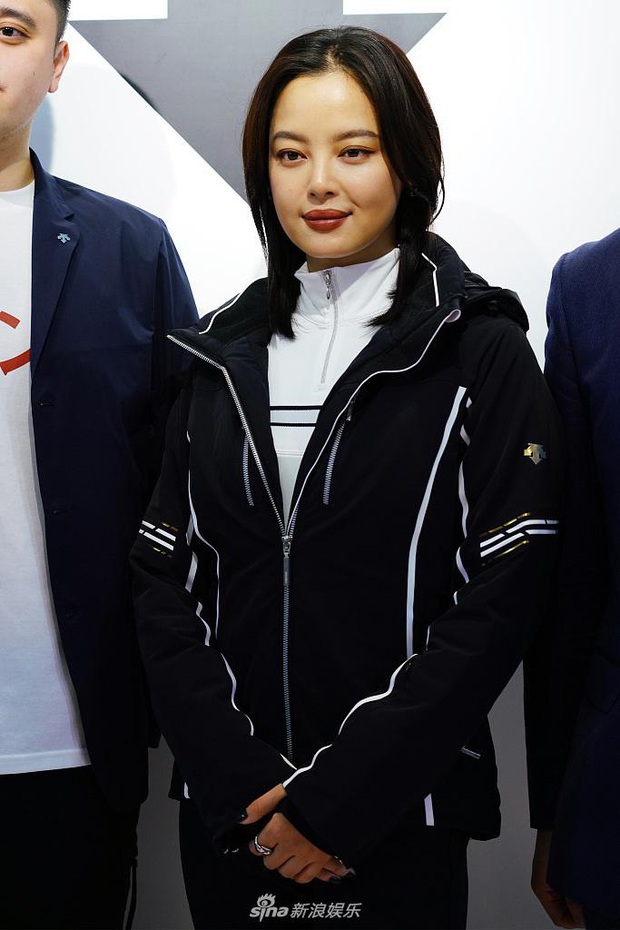 Thêm màn tăng cân gây xôn xao cả Cbiz: Gia Phi Tân Chỉ Lôi lộ mặt tròn xoe, còn đâu visual sang chảnh khiến Cnet mê mẩn - Ảnh 2. Thêm màn tăng cân gây xôn xao cả Cbiz: Gia Phi Tân Chỉ Lôi lộ mặt tròn xoe, còn đâu visual sang chảnh khiến Cnet mê mẩn - Ảnh 2.