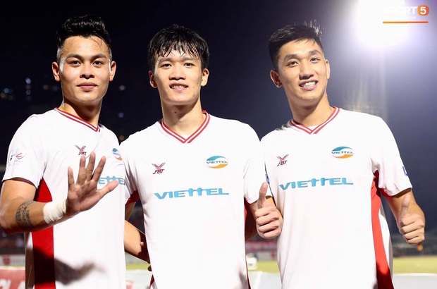 Quế Ngọc Hải bật khóc, Tiến Dũng ăn mừng đầy cảm xúc khi giúp CLB Viettel vô địch V.League 2020 - Ảnh 8.