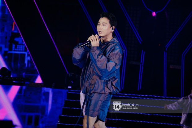 On the night of the Viet Rap final broadcast: Karik was seriously ill and overreacted, but still struggled, acting extremely at the event?  Photo 8.