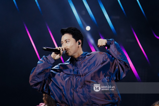 On the night of the Viet Rap final broadcast: Karik was seriously ill and overreacted, but still struggled, acting extremely at the event?  Photo 15.