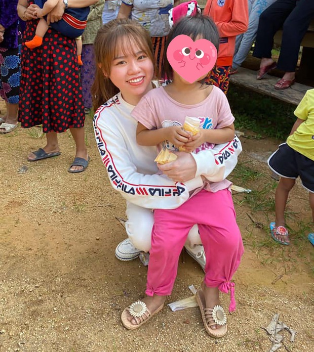 Huỳnh Anh lần đầu lộ diện hậu phốt bị tố là Tuesday trong bài đăng của một người bạn - Ảnh 1.