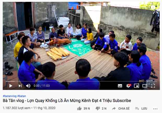 Kênh Bà Tân Vlog tuột dốc không phanh 1 tháng sau scandal của con trai, lượng view chỉ bằng 1/10 trước đây - Ảnh 1.