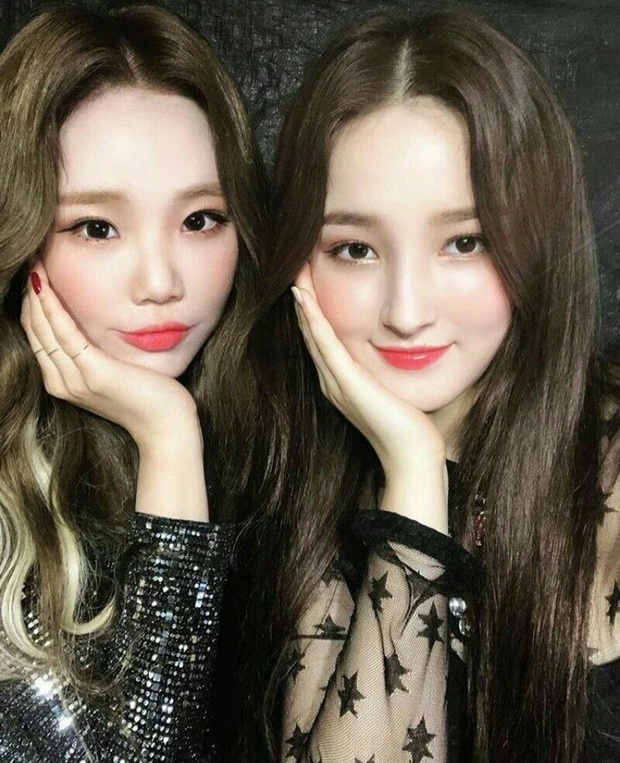 MOMOLAND tung ảnh nhá hàng, ai ngờ nữ thần lai Nancy bị nữ idol xấu nhất lịch sử Kpop một thời đè bẹp: Cú lột xác quá khó tin! - Ảnh 8.