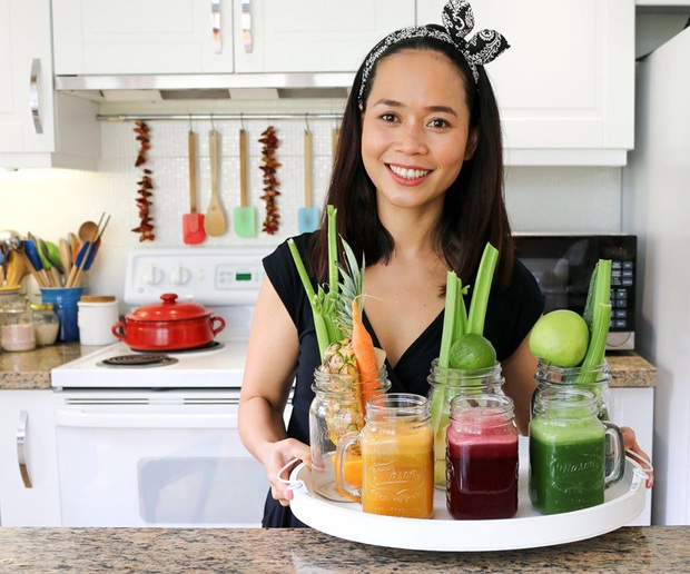 Chuyên gia tư vấn dinh dưỡng Emma Phạm gợi ý 4 công thức sinh tố cam giúp tăng sức đề kháng chống virus corona - Ảnh 1. Chuyên gia tư vấn dinh dưỡng Emma Phạm gợi ý 4 công thức sinh tố cam giúp tăng sức đề kháng chống virus corona - Ảnh 1.