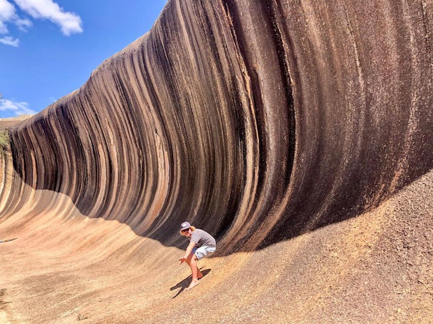 Ngỡ ngàng cảnh… lướt sóng trên đỉnh núi độc nhất thế giới tại Úc, hoá ra nguyên nhân hình thành lại kỳ diệu thế này - Ảnh 14.