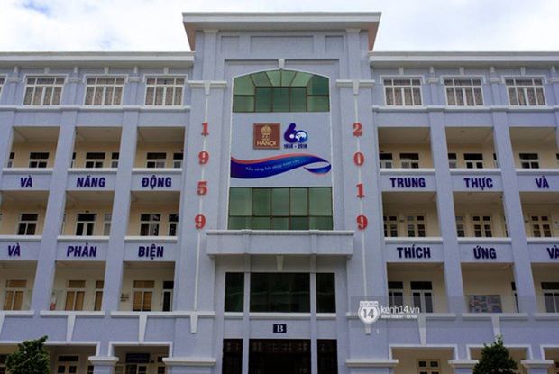 Ngôi trường Đại học ở Hà Nội có gần 500 sinh viên Trung Quốc nhưng không một ai đến từ tâm dịch virus corona Vũ Hán - Ảnh 2. Ngôi trường Đại học ở Hà Nội có gần 500 sinh viên Trung Quốc nhưng không một ai đến từ tâm dịch virus corona Vũ Hán - Ảnh 2.