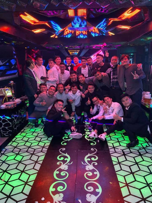 Sau đám cưới Duy Mạnh, dàn sao Hà Nội cùng nhau đi quẩy tăng hai đến sáng cực vui - Ảnh 2.