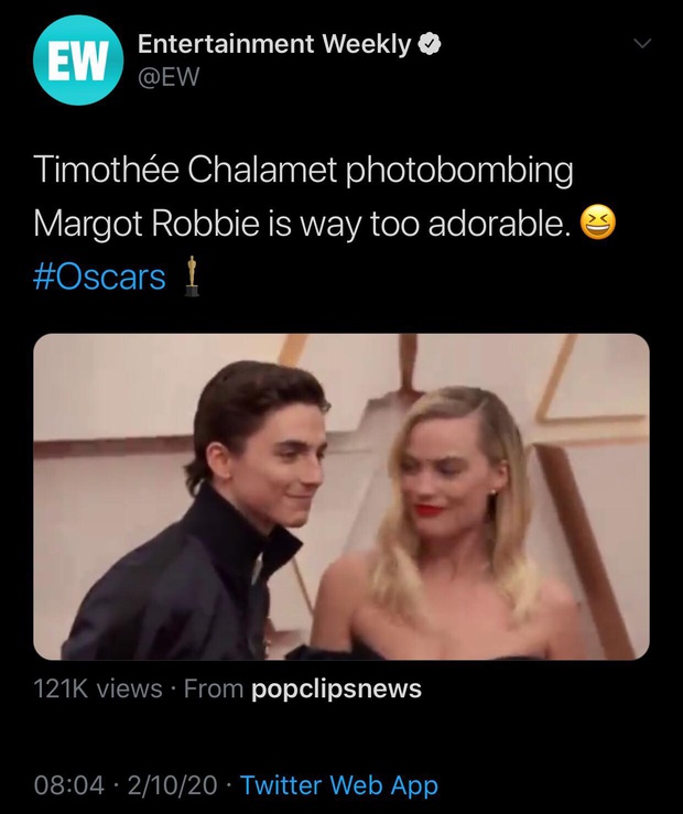 10 khoảnh khắc viral nhất đêm Oscar lịch sử: Người sợ mất tượng vàng bèn cất dưới gầm ghế, đạo diễn Bong gục sau cánh gà - Ảnh 4.