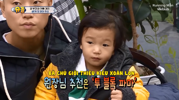 Mới 26 tháng tuổi, con trai Gary đã biết đá lông nheo cực đáng yêu khi theo bố đi uốn tóc - Ảnh 2.