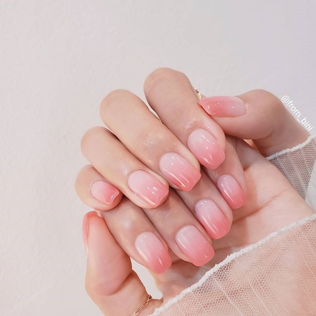 Nail hồng xinh nức nở thế này, các nàng diện đi chơi Valentine thì chỉ có điểm 10 xuất sắc - Ảnh 9.