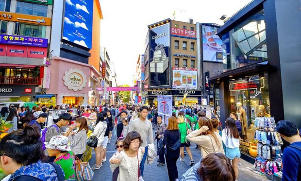 Zoom in khu phố trong phim Itaewon Class của nam thần Park Seo Joon: Là nơi sầm uất nhất Seoul nhưng lại rất ít người Hàn muốn đến đây? - Ảnh 12.