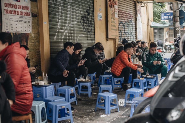 Trong tình hình dịch Covid-19, có nên đi ăn ở hàng quán bên ngoài không, nếu đi cần chú ý gì? - Ảnh 5. Trong tình hình dịch Covid-19, có nên đi ăn ở hàng quán bên ngoài không, nếu đi cần chú ý gì? - Ảnh 5.