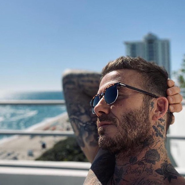 Chụp ảnh quảng cáo sương sương, nhưng ông chú David Beckham vẫn manly chết ngất, khiến đám đàn em còn phải chạy dài - Ảnh 2. Chụp ảnh quảng cáo sương sương, nhưng ông chú David Beckham vẫn manly chết ngất, khiến đám đàn em còn phải chạy dài - Ảnh 2.