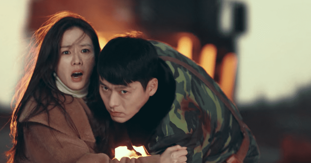 Valentine xem lại Crash Landing On You là chuẩn bài: Son Ye Jin - Hyun Bin tìm thấy nhau cả trên phim lẫn đời thực rồi! - Ảnh 6.