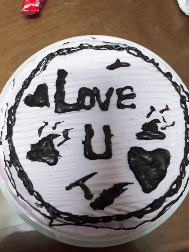 Valentine đã qua nhưng vẫn cười lăn lóc vì hội gái đoảng: Vào bếp thế này thì chuyện tình yêu... toang mất thôi - Ảnh 5. Valentine đã qua nhưng vẫn cười lăn lóc vì hội gái đoảng: Vào bếp thế này thì chuyện tình yêu... toang mất thôi - Ảnh 5.