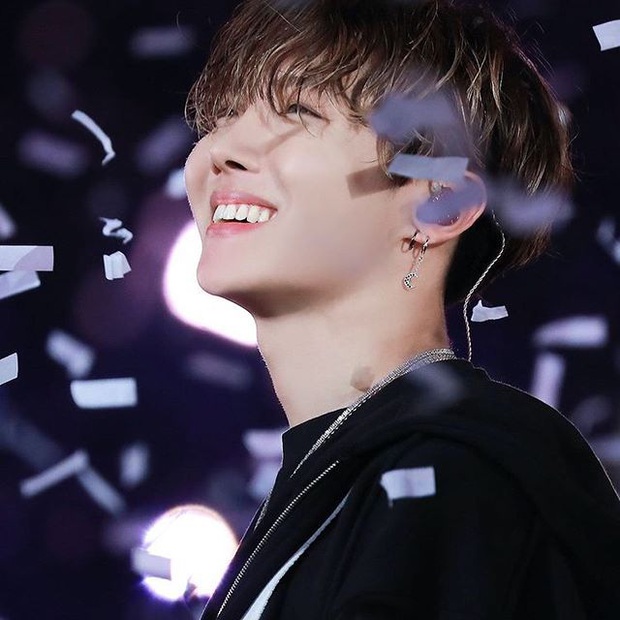 Trầm trồ những lần j-hope (BTS) khoe vũ đạo thần sầu khiến người xem ngả mũ thán phục, xứng danh main dancer hàng đầu Kpop! - Ảnh 6. Trầm trồ những lần j-hope (BTS) khoe vũ đạo thần sầu khiến người xem ngả mũ thán phục, xứng danh main dancer hàng đầu Kpop! - Ảnh 6.