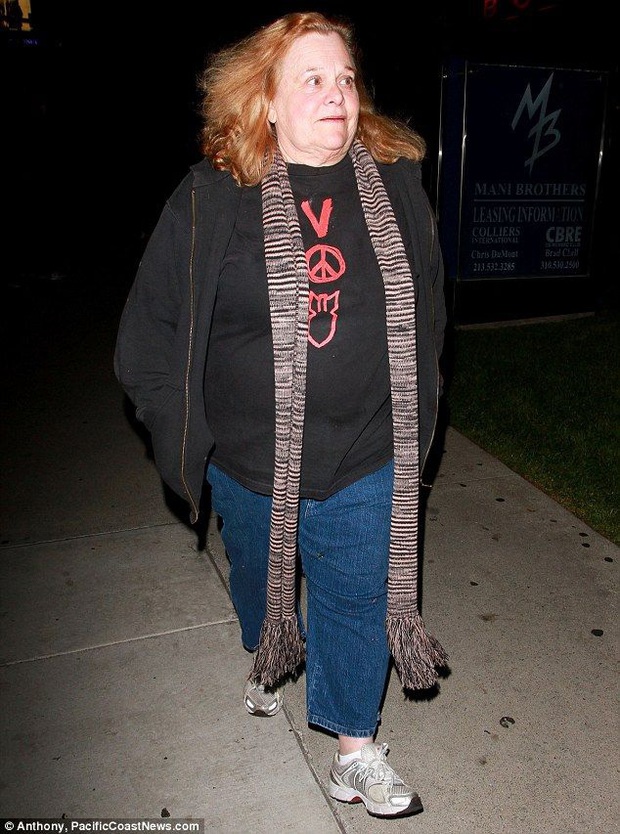 Bi kịch của tiểu thư sinh ra đã ngậm thìa bạc: Mẹ là hoa hậu, cha là ông trùm khách sạn nhưng đến cuối đời không chồng con, chết không ai đến nhận - Ảnh 4.