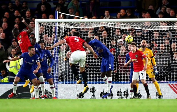 VAR hai lần tước bàn thắng, Chelsea nhận thất bại cay đắng ngay trên sân nhà trước Manchester United - Ảnh 8.