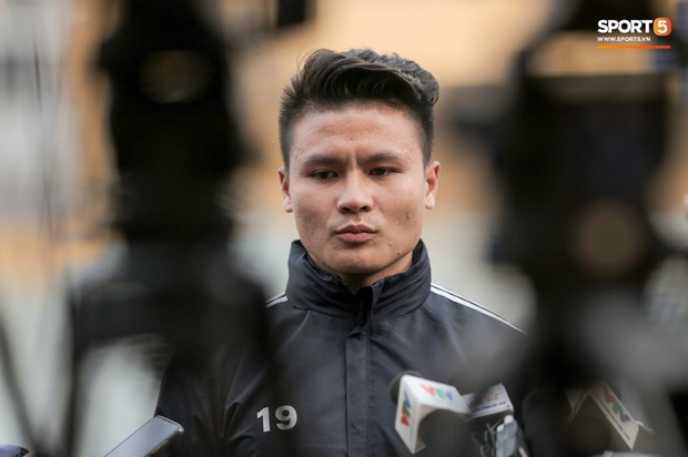 Quang Hải: Tôi không quan tâm đến chuyện đời tư bị săm soi, chỉ muốn nghĩ về bóng đá thôi - Ảnh 1.