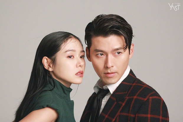 Đang được ship với Hyun Bin, Son Ye Jin bỗng nhận quà đặc biệt từ tình cũ tin đồn Jung Hae In, chị đẹp phản ứng ra sao? - Ảnh 3.