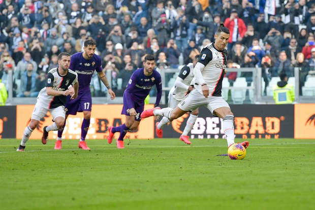 Lập cú đúp giúp Juventus thắng đậm, Ronaldo tiếp tục duy trì phong độ hủy diệt, thiết lập hàng loạt chiến tích đáng chú ý - Ảnh 2.