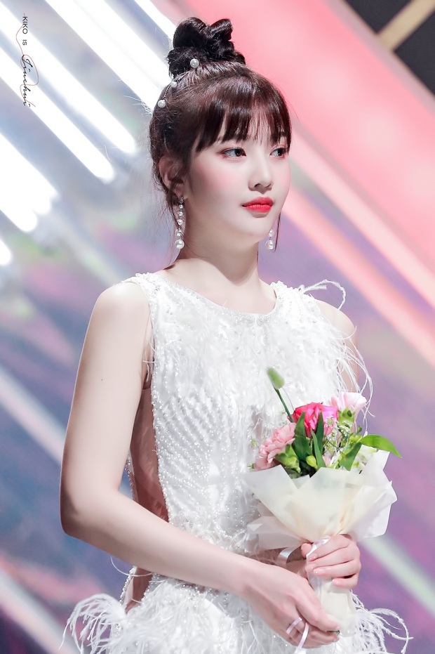 Không phải nữ thần Irene hay Tzuyu, Joy mới là mỹ nhân hot nhất SMA 2020: Vừa đẹp như thiên thần vừa sexy, ai chịu nổi? - Ảnh 4. Không phải nữ thần Irene hay Tzuyu, Joy mới là mỹ nhân hot nhất SMA 2020: Vừa đẹp như thiên thần vừa sexy, ai chịu nổi? - Ảnh 4.