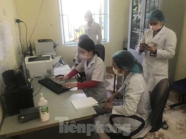 Cuộc sống thường nhật của người dân vùng dịch Sơn Lôi những ngày cách ly - Ảnh 14. Cuộc sống thường nhật của người dân vùng dịch Sơn Lôi những ngày cách ly - Ảnh 14.