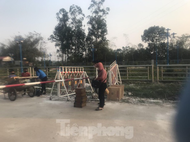 Cuộc sống thường nhật của người dân vùng dịch Sơn Lôi những ngày cách ly - Ảnh 3. Cuộc sống thường nhật của người dân vùng dịch Sơn Lôi những ngày cách ly - Ảnh 3.