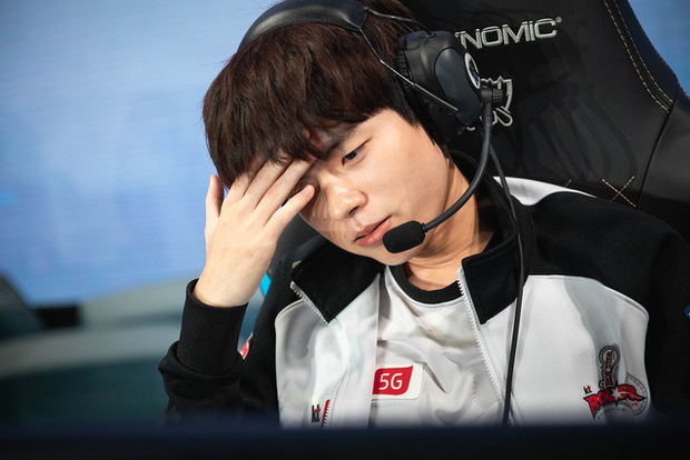 Mối nghiệt duyên của hai tuyển thủ hàng đầu LCK: Từ thời đi học, Deft cứ gặp Faker là... tắt điện - Ảnh 3.