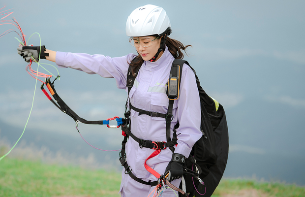 Crash Landing On You xém chút nữa đã có tên... Chèo Thuyền Đến Bên Anh vì nhân vật đặc biệt này - Ảnh 4.