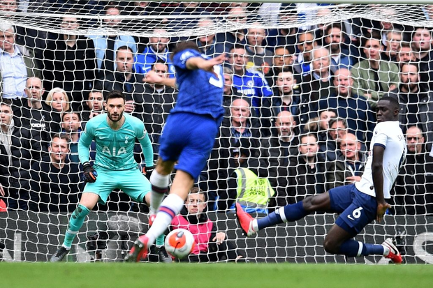 Tottenham lại toang khi vắng Son Heung-min: Bị đối thủ cùng thành phố bóp nghẹt, phải nhờ đến thần may mắn mới có bàn thắng rút ngắn tỉ số - Ảnh 2. Tottenham lại toang khi vắng Son Heung-min: Bị đối thủ cùng thành phố bóp nghẹt, phải nhờ đến thần may mắn mới có bàn thắng rút ngắn tỉ số - Ảnh 2.