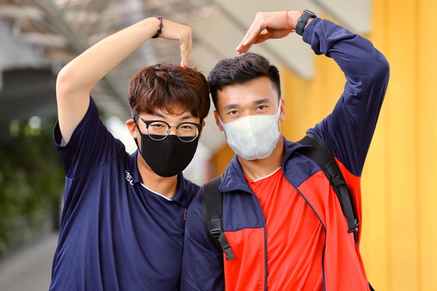 Vượt qua sợ hãi virus corona, Công Phượng nai nịt kín mít đến Singapore tìm chiến thắng đầu tiên ở châu lục - Ảnh 4.