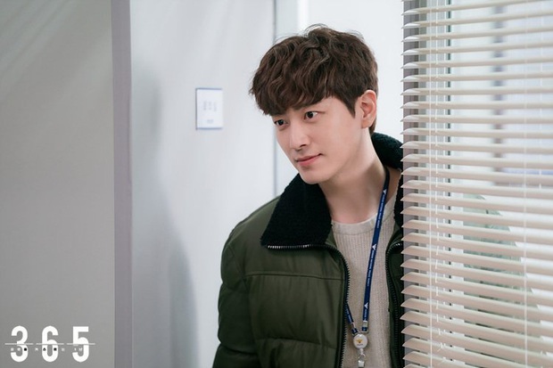 3 lí do để ngóng đợi phim mới của “ác nam” Lee Joon Hyuk: Xuyên không kết hợp trò chơi sinh tồn nghe đã thấy nặng đô - Ảnh 6.