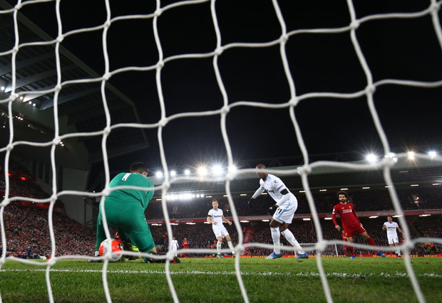 Liverpool lập kỷ lục và cũng hết cơ hội san bằng một kỷ lục khác sau chiến thắng hú vía trước đối thủ trong nhóm xuống hạng - Ảnh 7. Liverpool lập kỷ lục và cũng hết cơ hội san bằng một kỷ lục khác sau chiến thắng hú vía trước đối thủ trong nhóm xuống hạng - Ảnh 7.