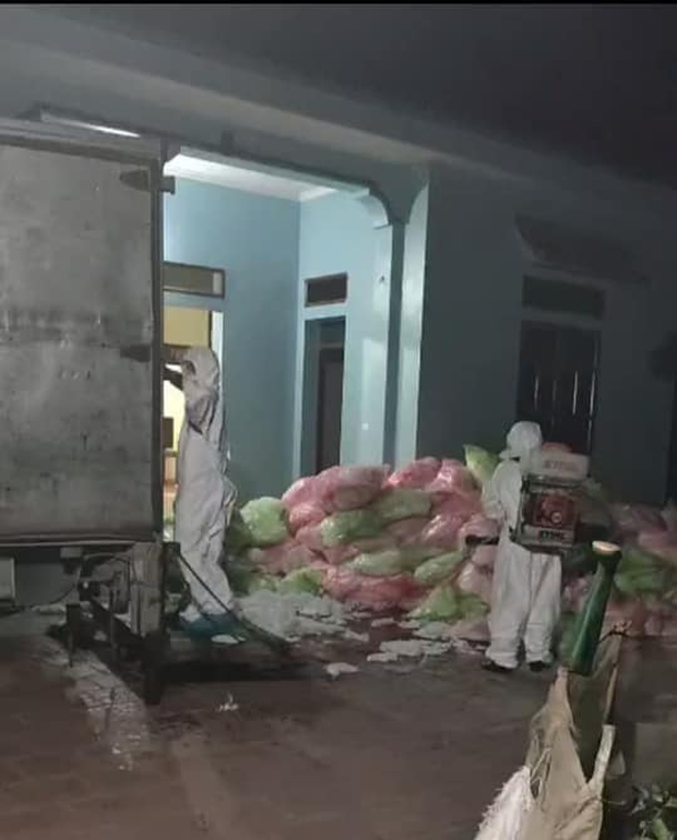Bất ngờ lời khai của đối tượng thu mua hơn 600kg khẩu trang y tế đã qua sử dụng ở Vĩnh Phúc - Ảnh 2. Bất ngờ lời khai của đối tượng thu mua hơn 600kg khẩu trang y tế đã qua sử dụng ở Vĩnh Phúc - Ảnh 2.