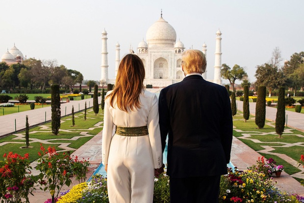 Nữ thần Ivanka Trump khoe ảnh hạnh phúc bên chồng tại ngôi đền tình yêu nhưng nhìn sang vợ chồng Tổng thống Mỹ mới thực sự đáng ngưỡng mộ - Ảnh 3.