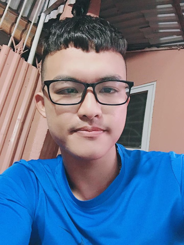 Thanh niên số nhọ định làm tóc xoăn Hàn Quốc cho đỡ chán đời, nhưng làm xong còn thấy đời chán hơn - Ảnh 4. Thanh niên số nhọ định làm tóc xoăn Hàn Quốc cho đỡ chán đời, nhưng làm xong còn thấy đời chán hơn - Ảnh 4.