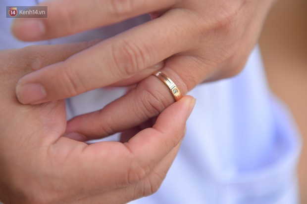 Các chiến sĩ nơi tâm dịch Vĩnh Phúc: Đi tắm, tháo nhẫn cưới ra mới nhớ sắp tới là kỷ niệm 10 năm ngày cưới - Ảnh 23. Các chiến sĩ nơi tâm dịch Vĩnh Phúc: Đi tắm, tháo nhẫn cưới ra mới nhớ sắp tới là kỷ niệm 10 năm ngày cưới - Ảnh 23.