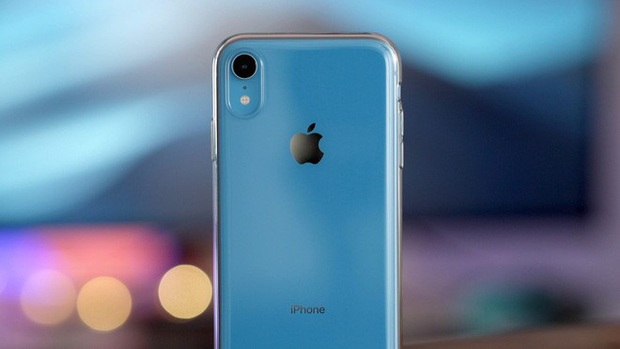 Lộ mặt smartphone bán chạy nhất năm 2019: Không phải iPhone 11, không phải iPhone XS luôn - Ảnh 1.