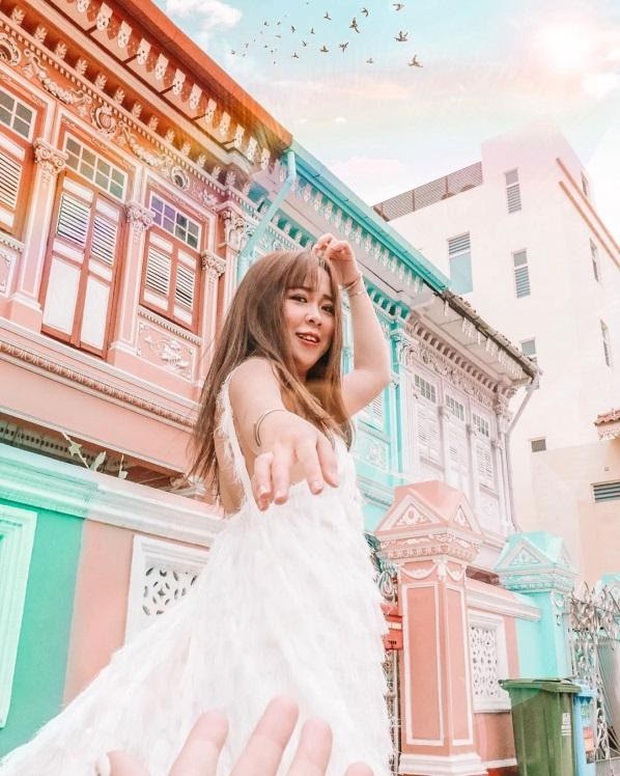 Vừa phát hiện con phố 7 sắc cầu vồng cực hiếm người biết ở Singapore, hình sống ảo cứ tăng dần đều mỗi ngày vì background quá “xịn” - Ảnh 11. Vừa phát hiện con phố 7 sắc cầu vồng cực hiếm người biết ở Singapore, hình sống ảo cứ tăng dần đều mỗi ngày vì background quá “xịn” - Ảnh 11.