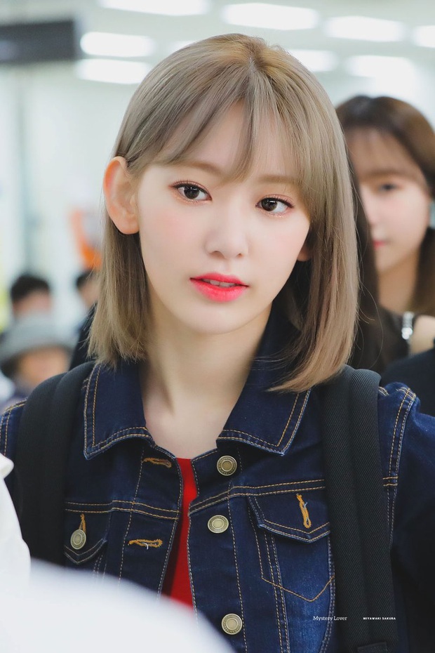 8 nàng búp bê sống của Kpop: Lisa đẹp siêu thực, mỹ nhân đẹp nhất thế giới năm 2019 Tzuyu có đọ lại nổi dàn nữ thần đàn chị? - Ảnh 30.