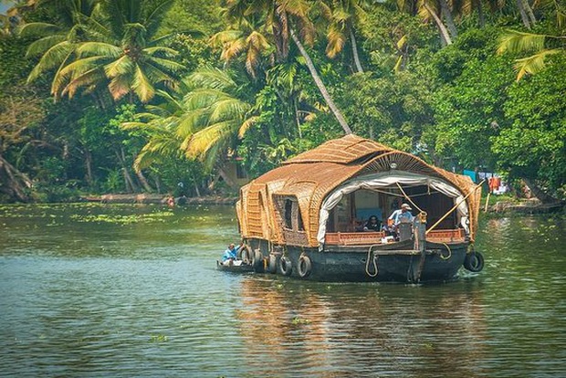 Đà Nẵng lại bất ngờ lọt vào danh sách 7 điểm đến hàng đầu thế giới hiện nay do TripAdvisor bình chọn - Ảnh 9. Đà Nẵng lại bất ngờ lọt vào danh sách 7 điểm đến hàng đầu thế giới hiện nay do TripAdvisor bình chọn - Ảnh 9.