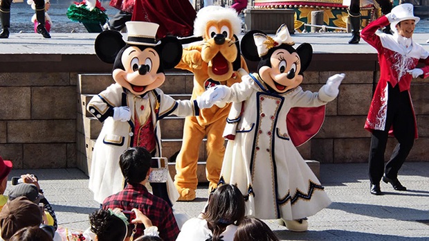  Nhật Bản đóng cửa khu du lịch nổi tiếng Tokyo Disney vì COVID-19  - Ảnh 1.