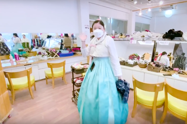 Dàn sao Bố Già sang Hàn Quốc quậy tưng bừng: Diện hanbok nhưng Trấn Thành tự nhận là… “quàng tử Ai Cập”, Trúc Nhân xưng danh “công chúa” - Ảnh 7. Dàn sao Bố Già sang Hàn Quốc quậy tưng bừng: Diện hanbok nhưng Trấn Thành tự nhận là… “quàng tử Ai Cập”, Trúc Nhân xưng danh “công chúa” - Ảnh 7.