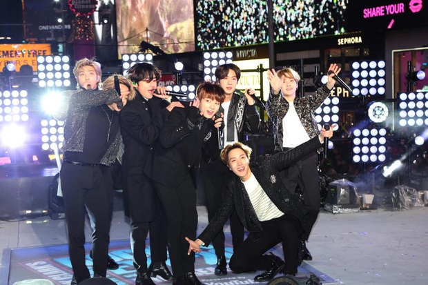 Fan tranh cãi và chia rẽ xoay quanh việc: Liệu BTS có nên trình diễn tại Super Bowl Halftime Show? - Ảnh 4. Fan tranh cãi và chia rẽ xoay quanh việc: Liệu BTS có nên trình diễn tại Super Bowl Halftime Show? - Ảnh 4.
