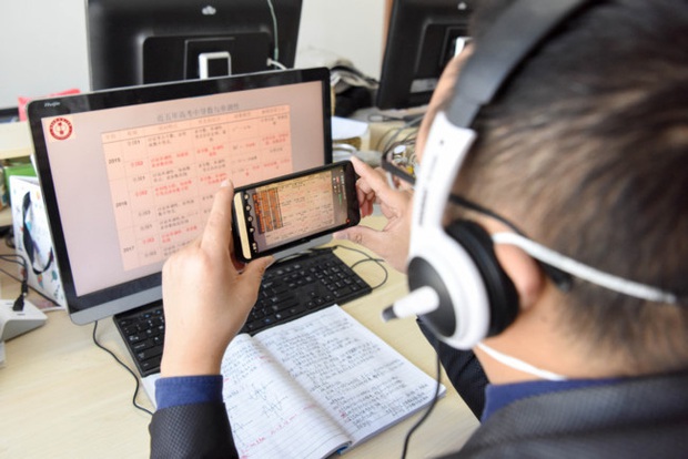 Giáo viên Trung Quốc nỗ lực dạy qua internet khi học sinh nghỉ học vì virus Corona - Ảnh 8.