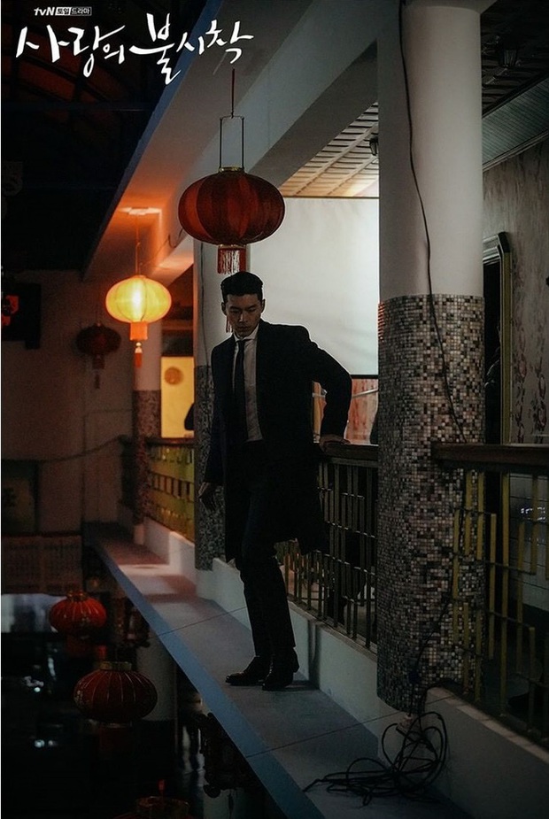 Muốn lịm đi mỗi lần Hyun Bin diện vest cực bảnh trong Hạ Cánh Nơi Anh, lỡ mai này rời xa thì Son Ye Jin biết sống sao? - Ảnh 6. Muốn lịm đi mỗi lần Hyun Bin diện vest cực bảnh trong Hạ Cánh Nơi Anh, lỡ mai này rời xa thì Son Ye Jin biết sống sao? - Ảnh 6.